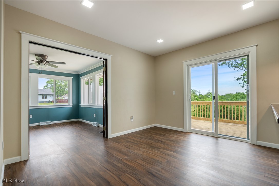3144 Waynesburg Drive, Canton, Ohio image 18