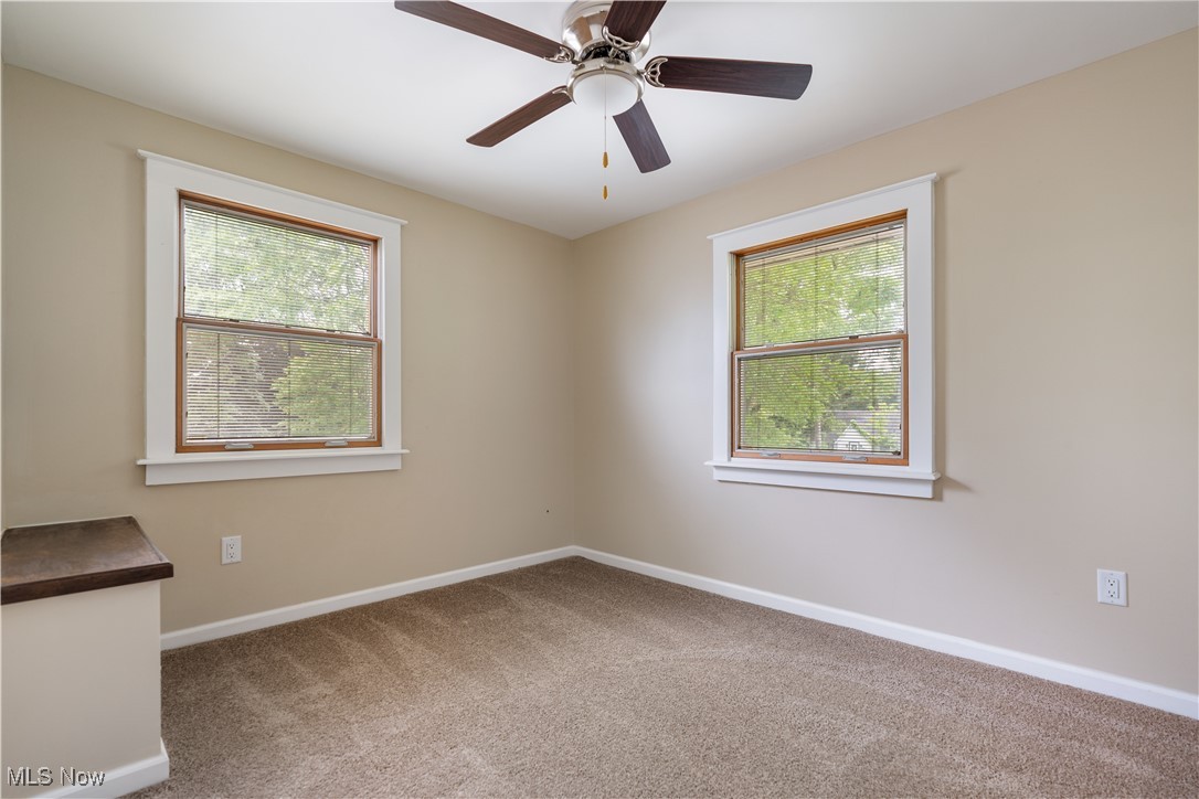 3144 Waynesburg Drive, Canton, Ohio image 27