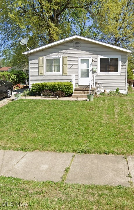 1897 Flint Ave Akron, OH 44305 is a rare 3 bedroom RANCH home in Akron. this home is close to Cuyahoga Falls and Tallmadge allowing plenty of shopping, highway access, restaurants and anything else you might need in close proximity. There is a one year minimum lease, security deposit, water deposit and 1st months rent to a well qualified tenant. There is no smoking in the home and pet's are at the owners discretion with a pet deposit and/or pet rent. Security deposit is equal to one month's rent and is due at signing of the lease with the first month's rent and an additional water deposit of $300. All utilities will be put in the tenants name prior to receiving keys. Utility accounts are the responsibility of the tenant. 1st Step: Answer Vetting Questions, 2nd Step: Fill out the Free Application from the link we provide, 3rd Step: clients to pay for background check that have seen the property and would like to move forward. No Exceptions to these steps. Thank you for your cooperation. Applicants must answer vetting questions & use free app link prior to showing appointment being scheduled! Call your favorite real estate agent to show you the property or call listing agent.