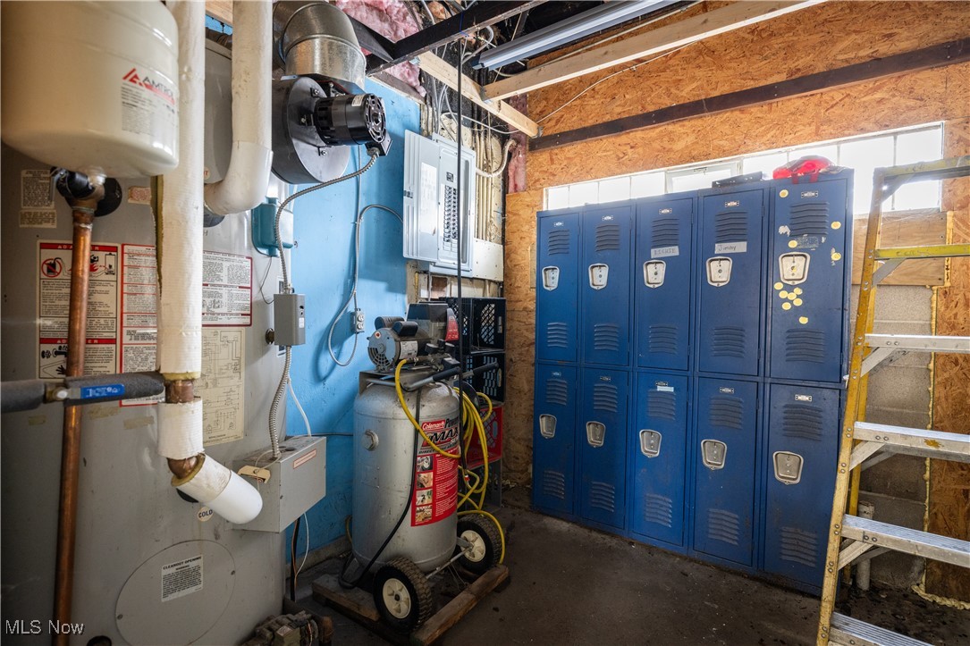 James M Hoyts - Commercial Sale