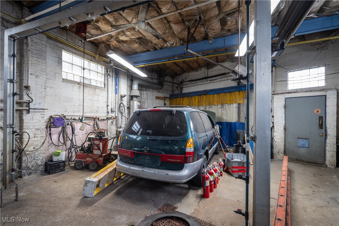 James M Hoyts - Commercial Sale