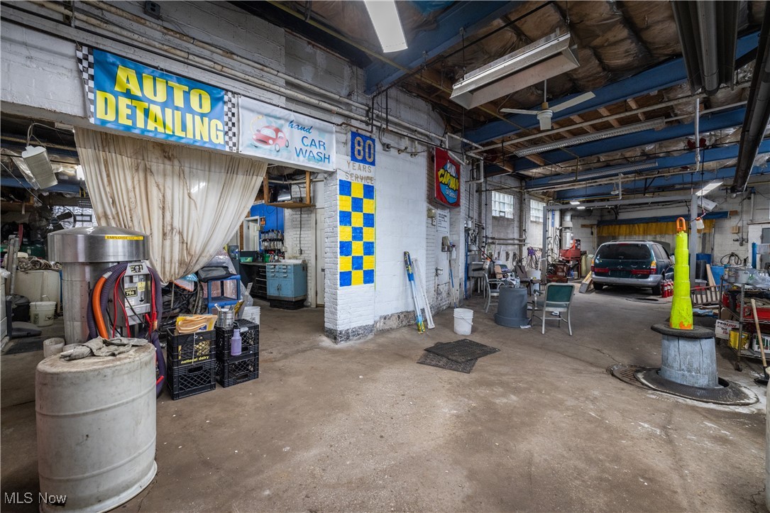 James M Hoyts - Commercial Sale