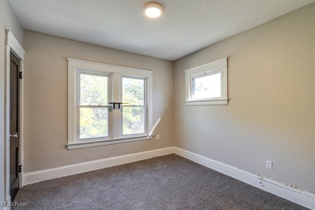 Lake View Land & Improv C - Residential