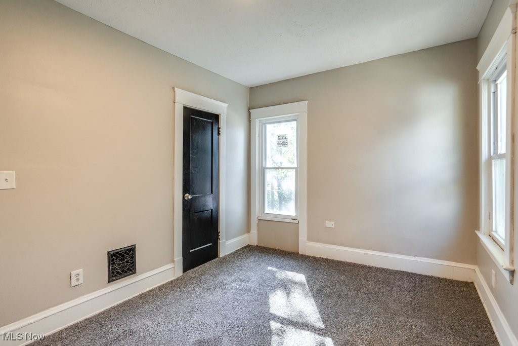 Lake View Land & Improv C - Residential