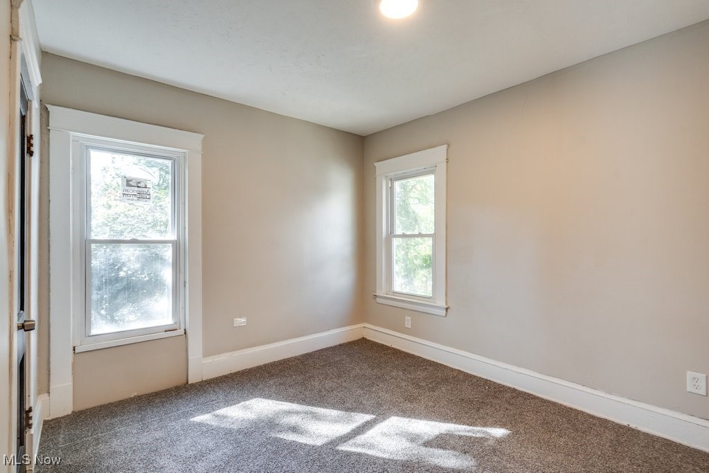 Lake View Land & Improv C - Residential