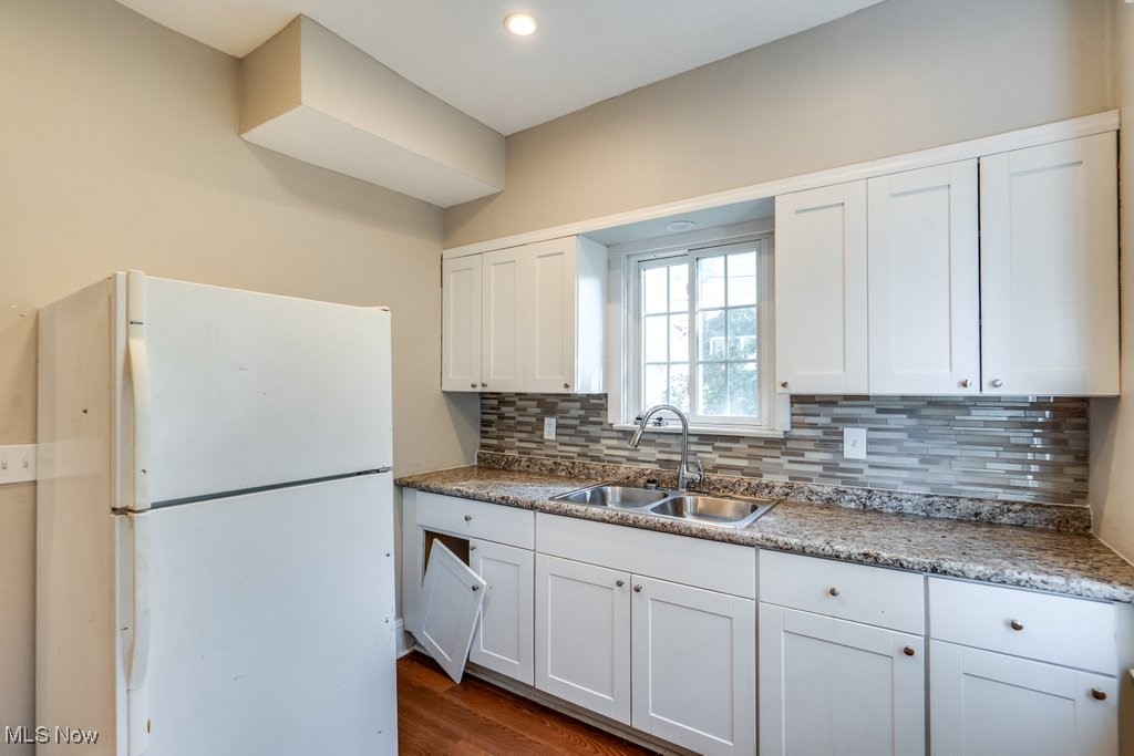 Lake View Land & Improv C - Residential