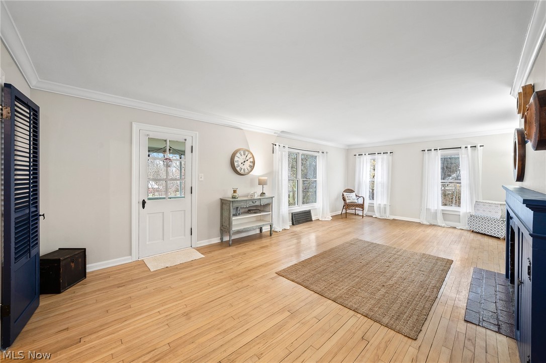 Sharon Center - Residential