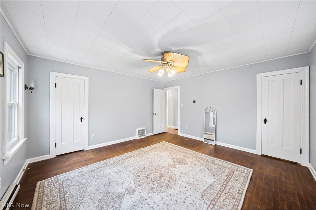 Sharon Center - Residential