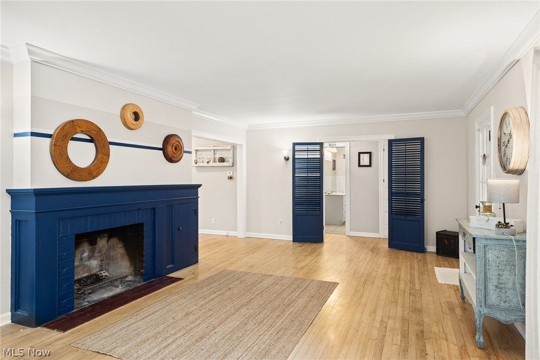 Sharon Center - Residential