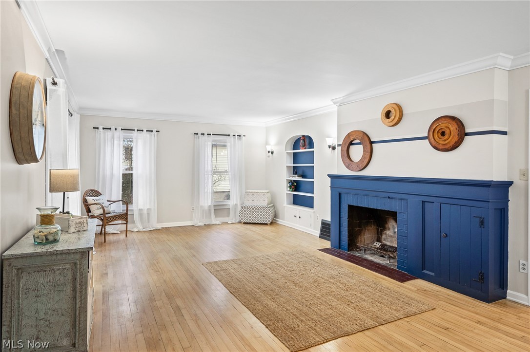 Sharon Center - Residential