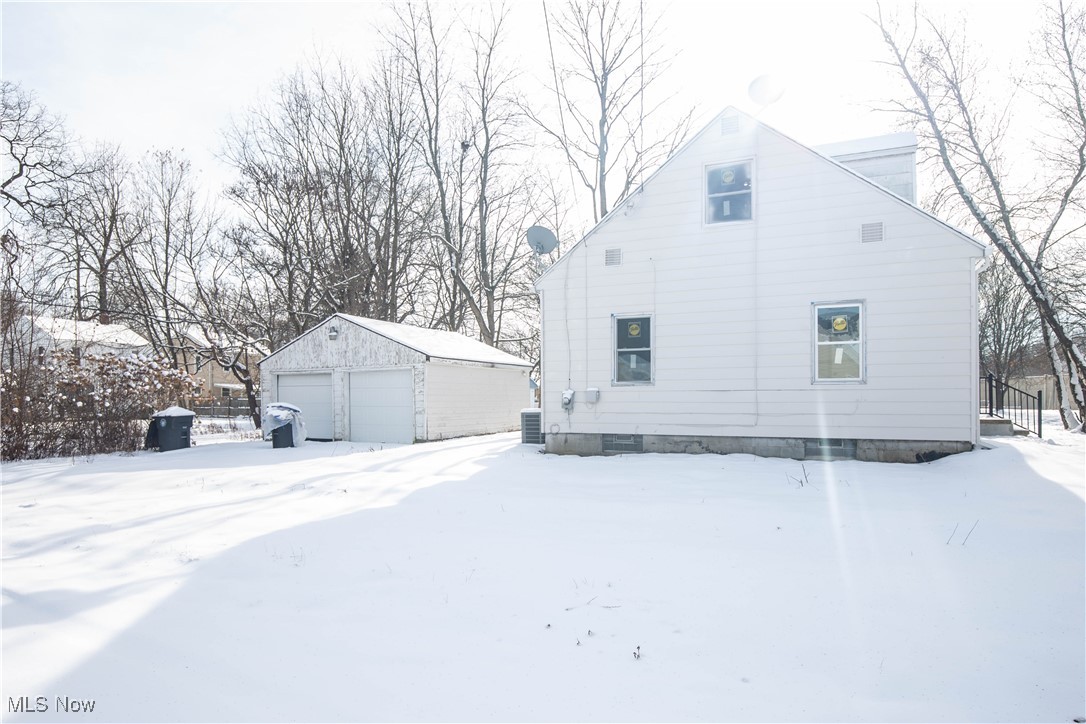 Young L A - Residential