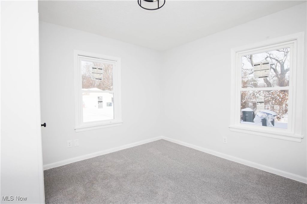 Photo of 1093 Valdes Avenue, Akron, OH 44320 (MLS # 5178060)