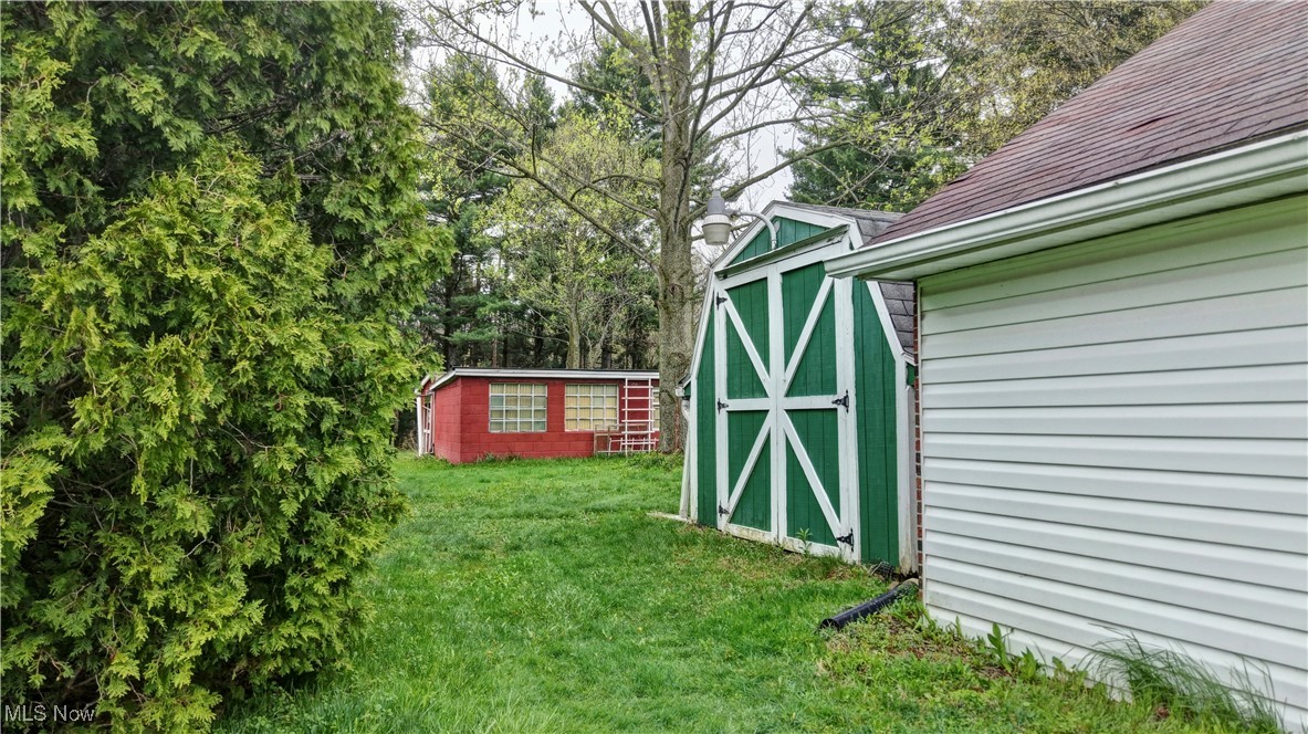 1283 Vanderhoof Road, Barberton, Ohio image 25