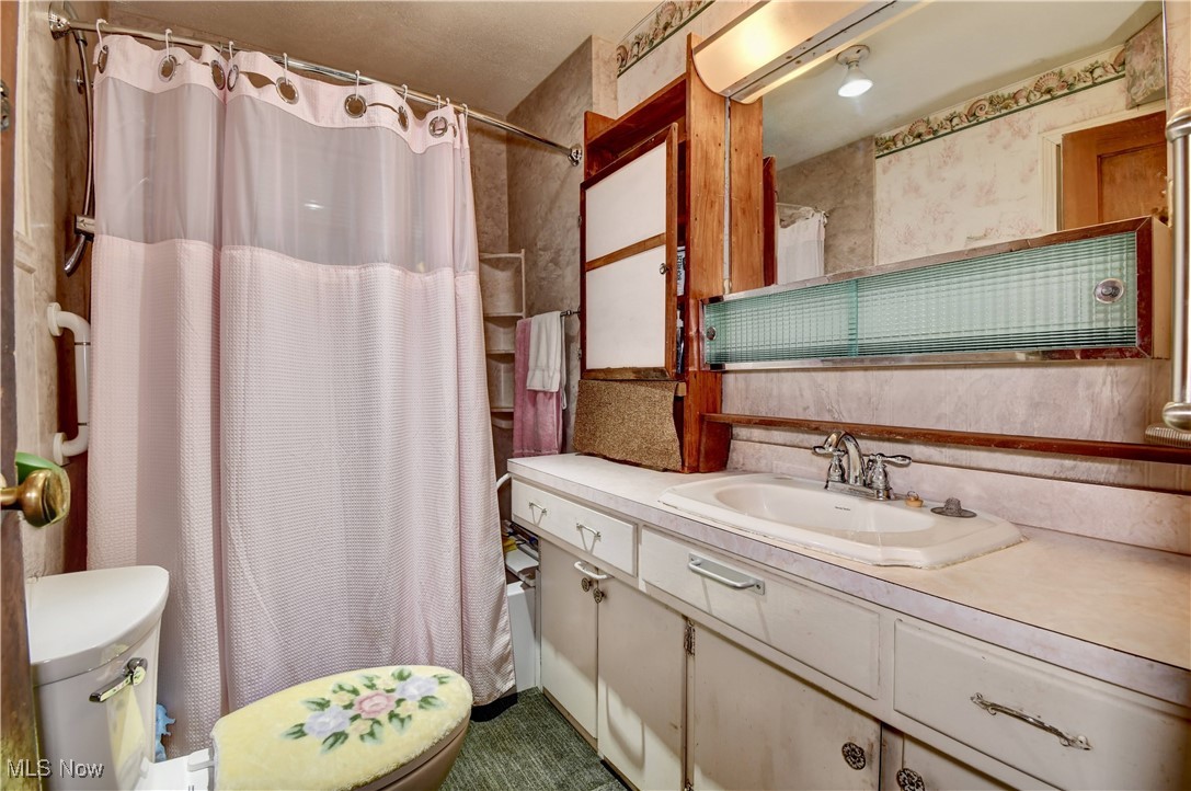 1283 Vanderhoof Road, Barberton, Ohio image 18