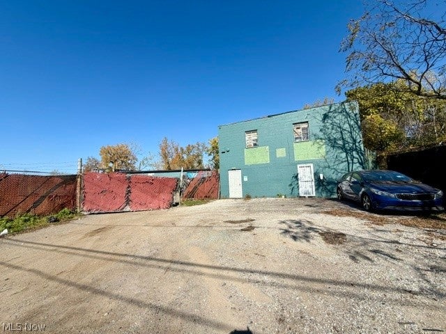 16801 S Miles Road