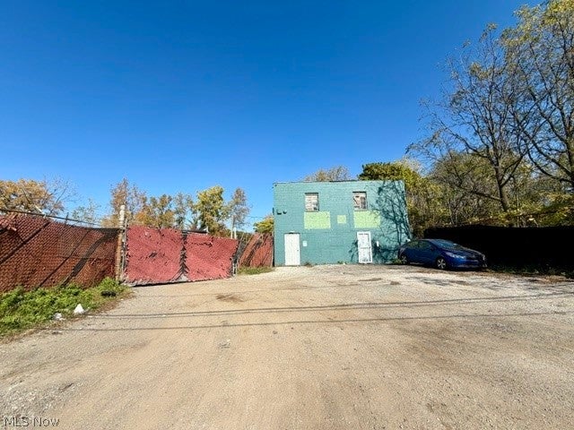 16801 S Miles Road