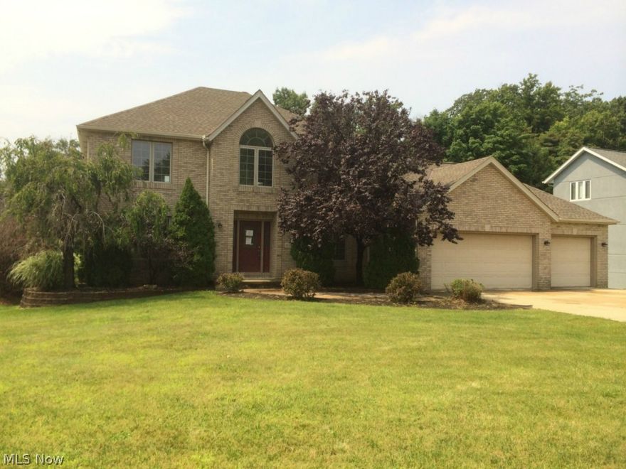 This is a Freddie Mac/ HomeSteps property being sold with repair. Freddie Mac implemented a 20 day first look program for homeowners to be able to purchase this property without competition from investors(through 11/24/14) This is a charming 4 bedroom Colonial with a 3 car attached garage. Nice kitchen has granite tops. Deck with Gazebo. Rec room. Buyers must be prequalified. Approval letter/ proof of funds & earnest money must be sent with all offers.