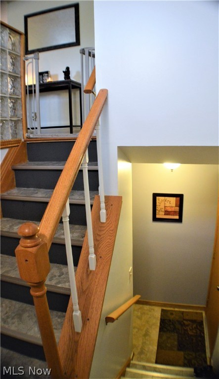 Oakhurst Manor - Residential