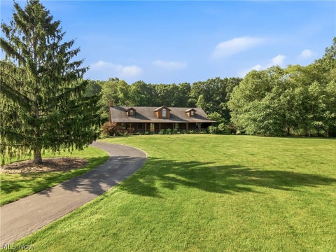 Homes For Sale - 8451 W South Range Road<br/> Salem, OH 44460