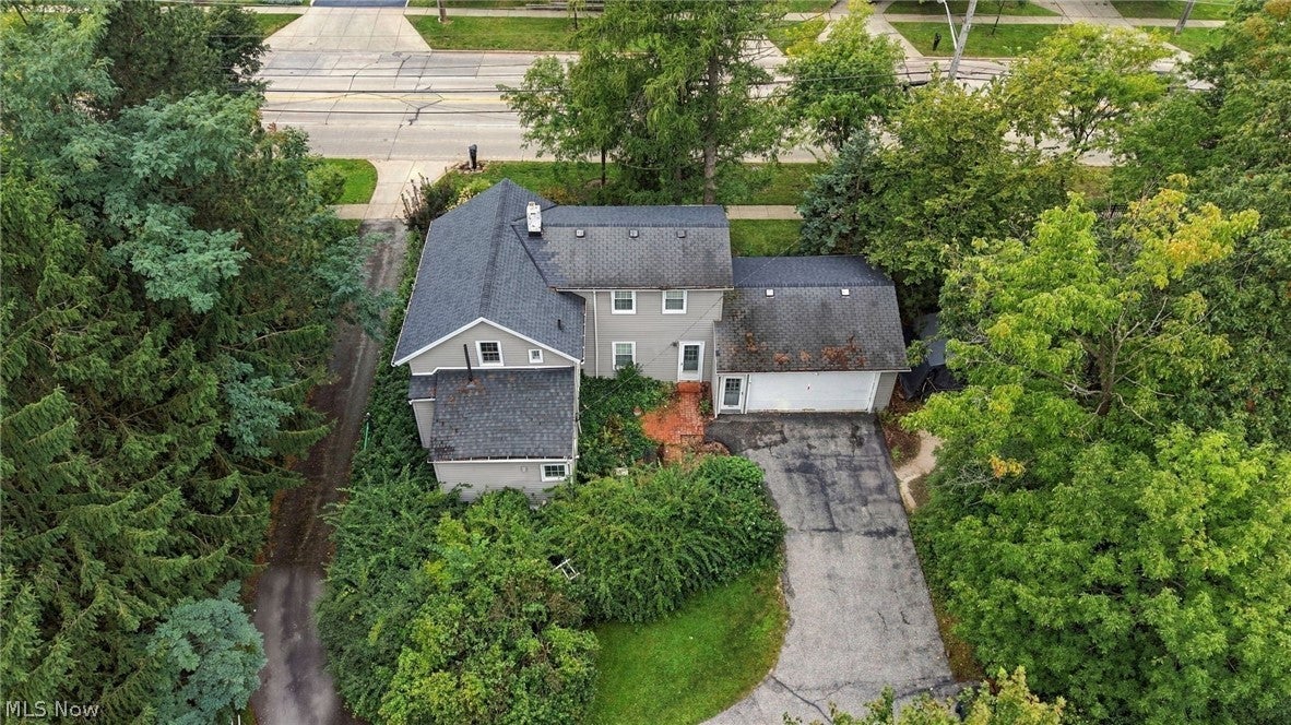2389 Richmond Road