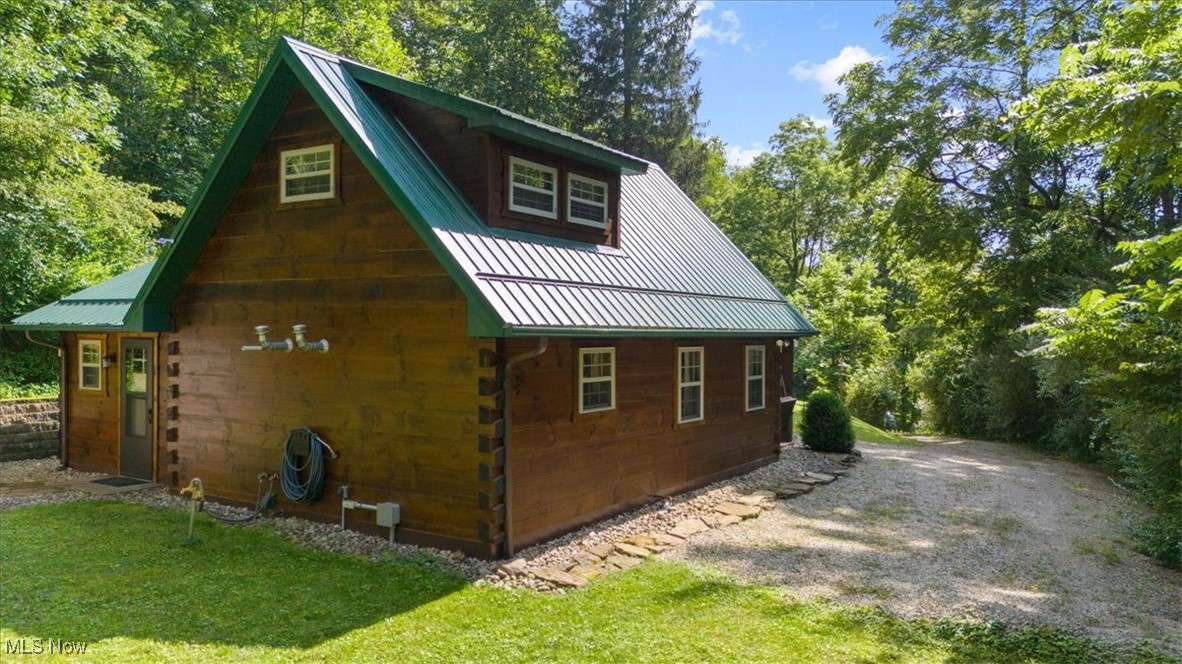 Lewisville, Ohio 43754, United States, 2 Bedrooms Bedrooms, ,1 BathroomBathrooms,Residential,Active,178311