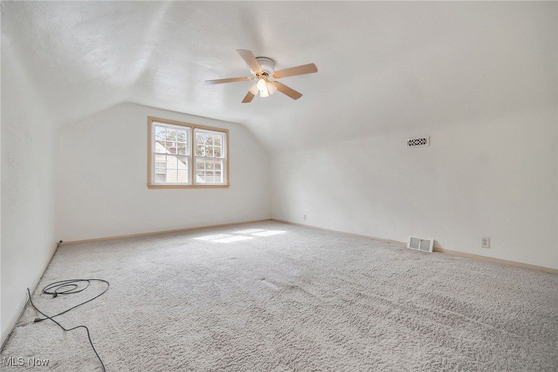 7128 Burridge Avenue, Mentor, Ohio image 26