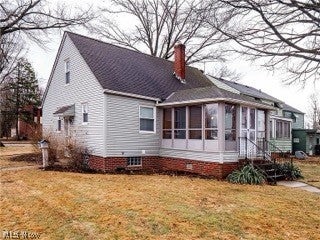 1216 S Green Road