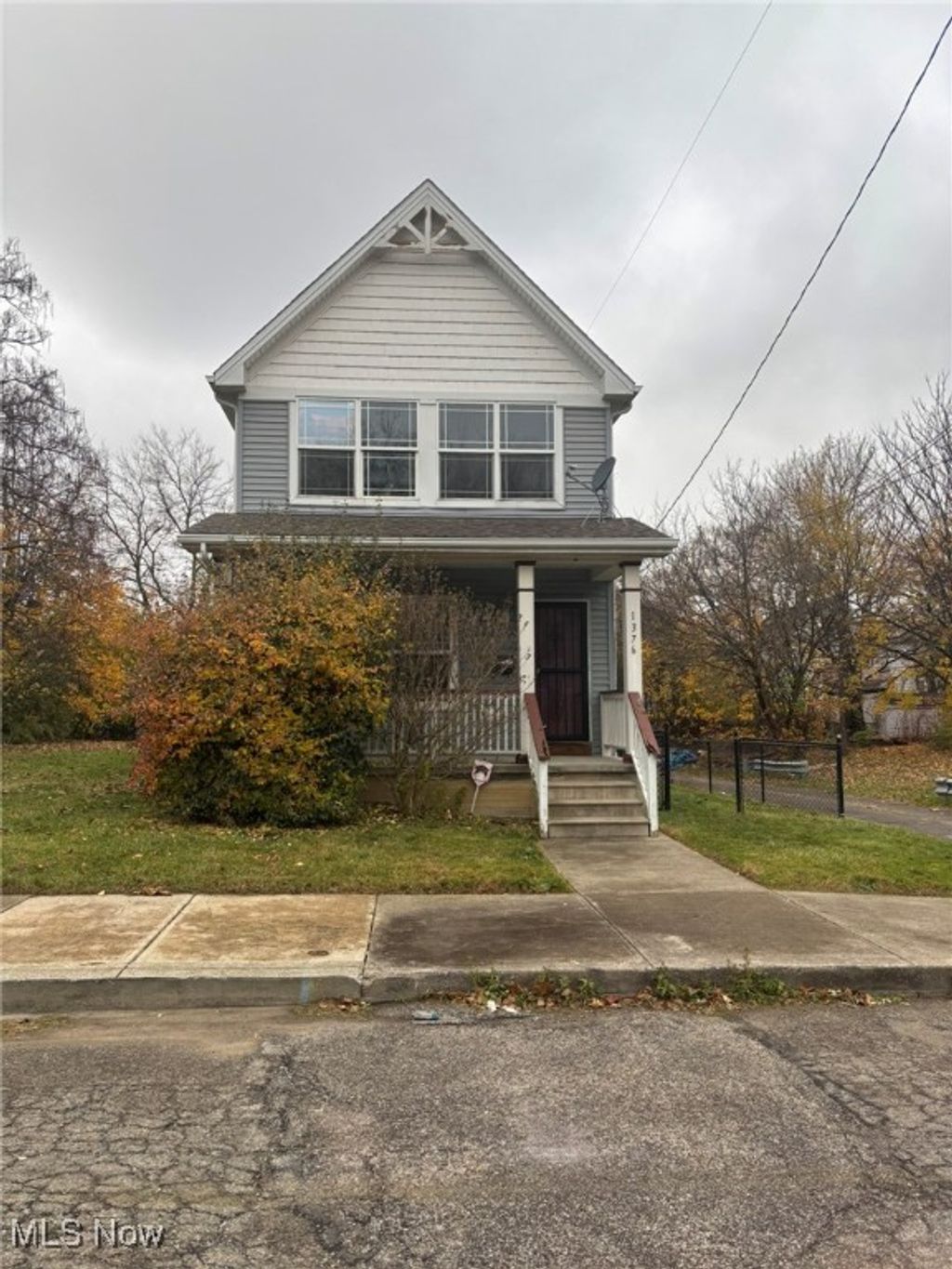 Photo of 1376 E 125th Street, Cleveland, OH 44112 (MLS # 5172765)