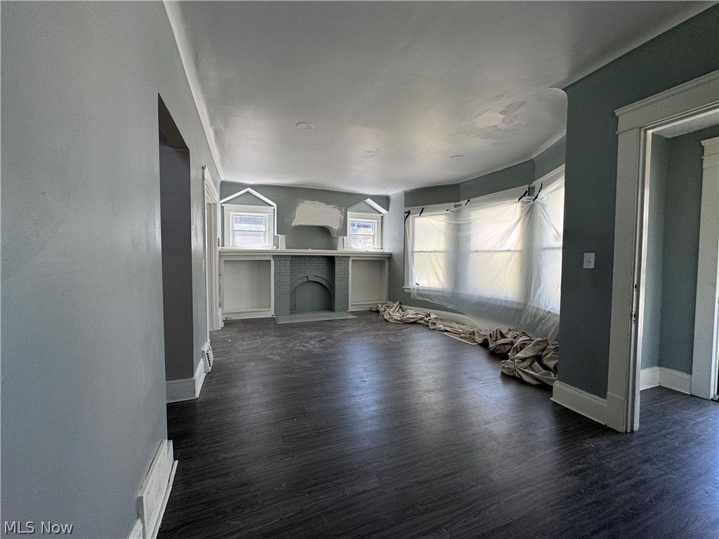 Photo of 9508 Empire Avenue, Cleveland, OH 44108 (MLS # 5212319)