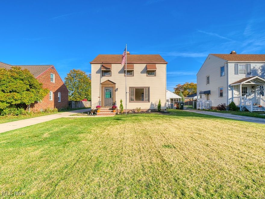 This beautifully updated 3-bedroom, 1.5-bathroom home in the Parma Circle area is ideally located just minutes from the upcoming Parma High School, Ridgewood Golf Course, and the vibrant Shoppes at Parma.
Step inside to discover freshly painted interiors and a modern eat-in kitchen featuring "Lifeproof" vinyl plank flooring, butcher block countertops, and sleek new cabinets—perfect for all your culinary adventures. The spacious dining room and living room boast stunning natural hardwood floors, providing a warm and inviting atmosphere, complemented by built-in bookshelves that add character and charm.  A brand new furnace was just installed on 11/18/2024 and comes with a 10 year warranty!
Enjoy plenty of natural light throughout the home, creating a bright and airy feel. Upstairs, you'll find three cozy bedrooms, ideal for restful nights. 
Outside, the property features a convenient 2-car garage with a loft for extra storage, a carport for added convenience, and a shed for all your gardening tools and equipment. The home is equipped with an efficient exhaust system, ensuring comfort year-round.
Don't miss the opportunity to make this delightful home yours! Schedule a showing today and experience the best of Parma living!
