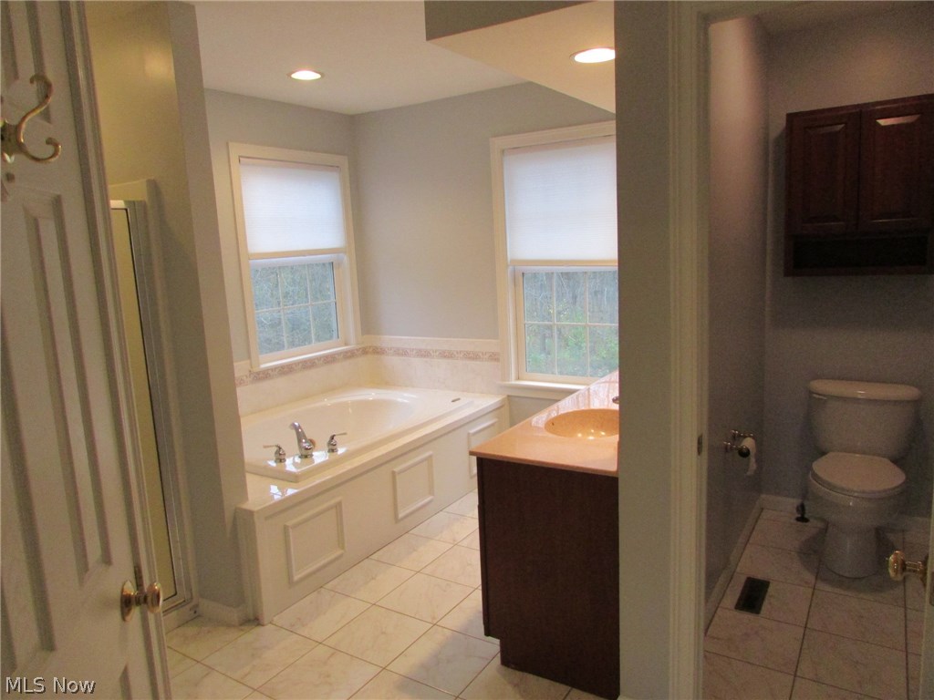 Chamberlin Place - Residential