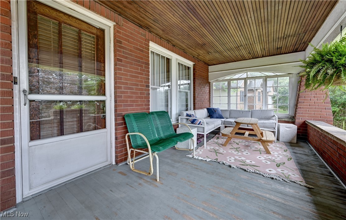 1212 Cherry Ridge Drive