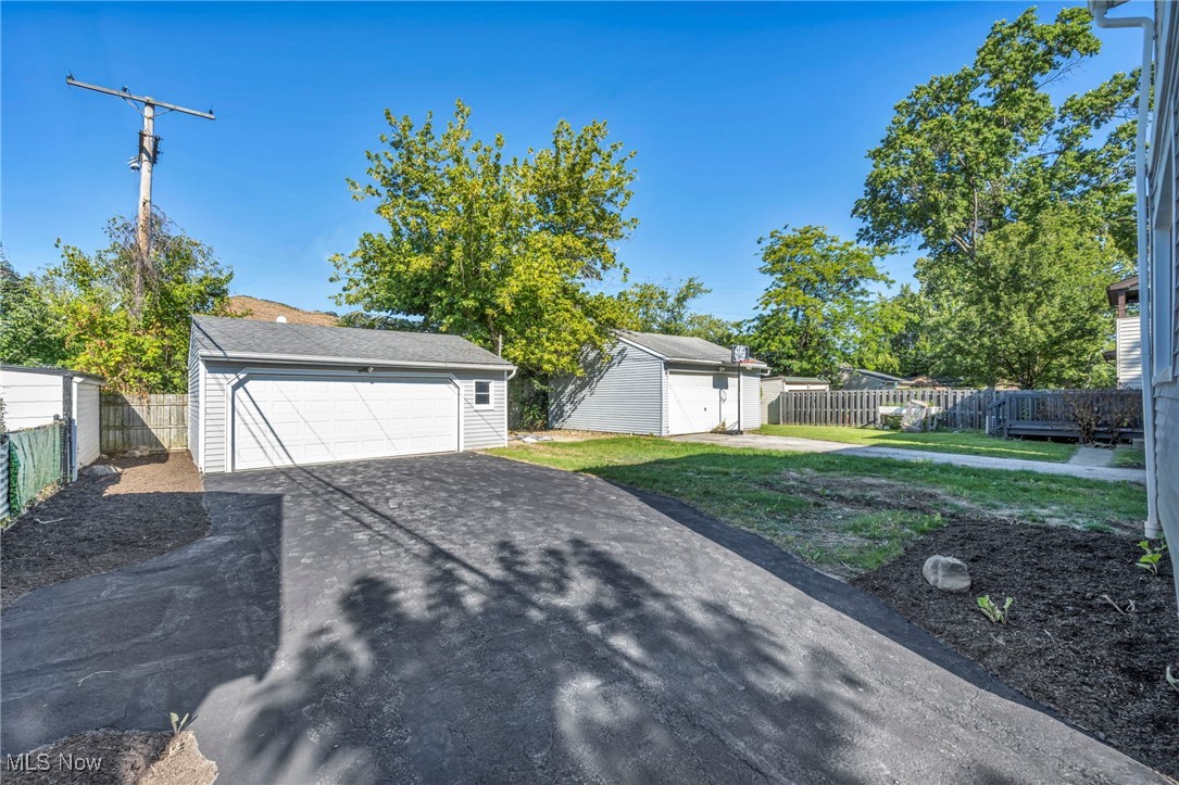 Meadowbrook Land Cos Cedar-Ta - Residential