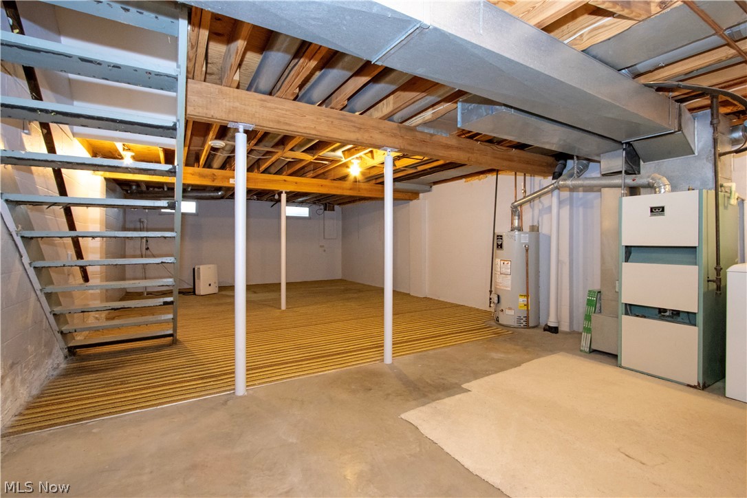 Oakmont Estate Condo - Residential