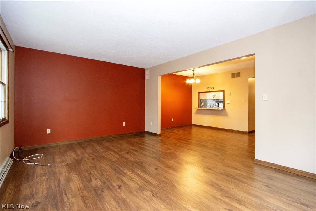 Oakmont Estate Condo - Residential