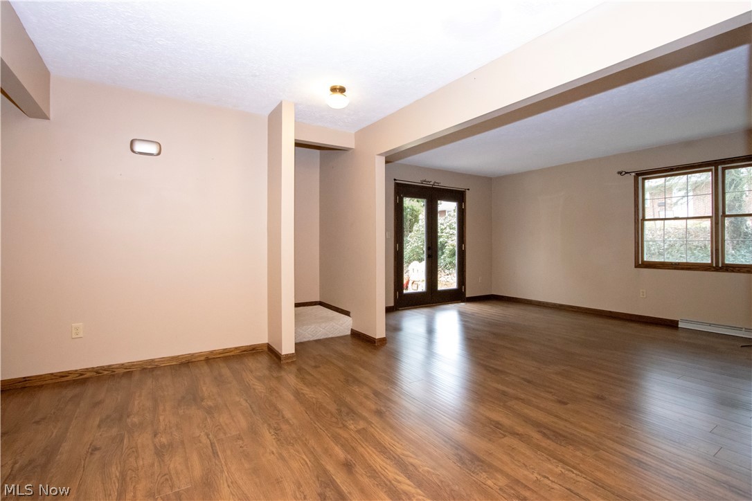 Oakmont Estate Condo - Residential