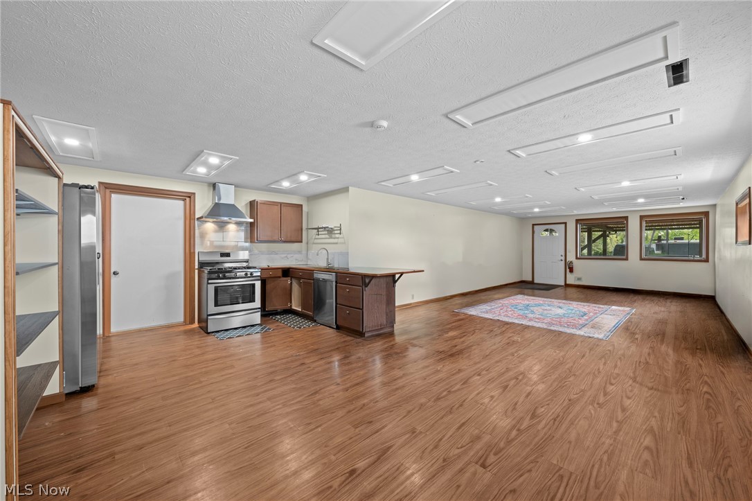 North Canton - Commercial Sale