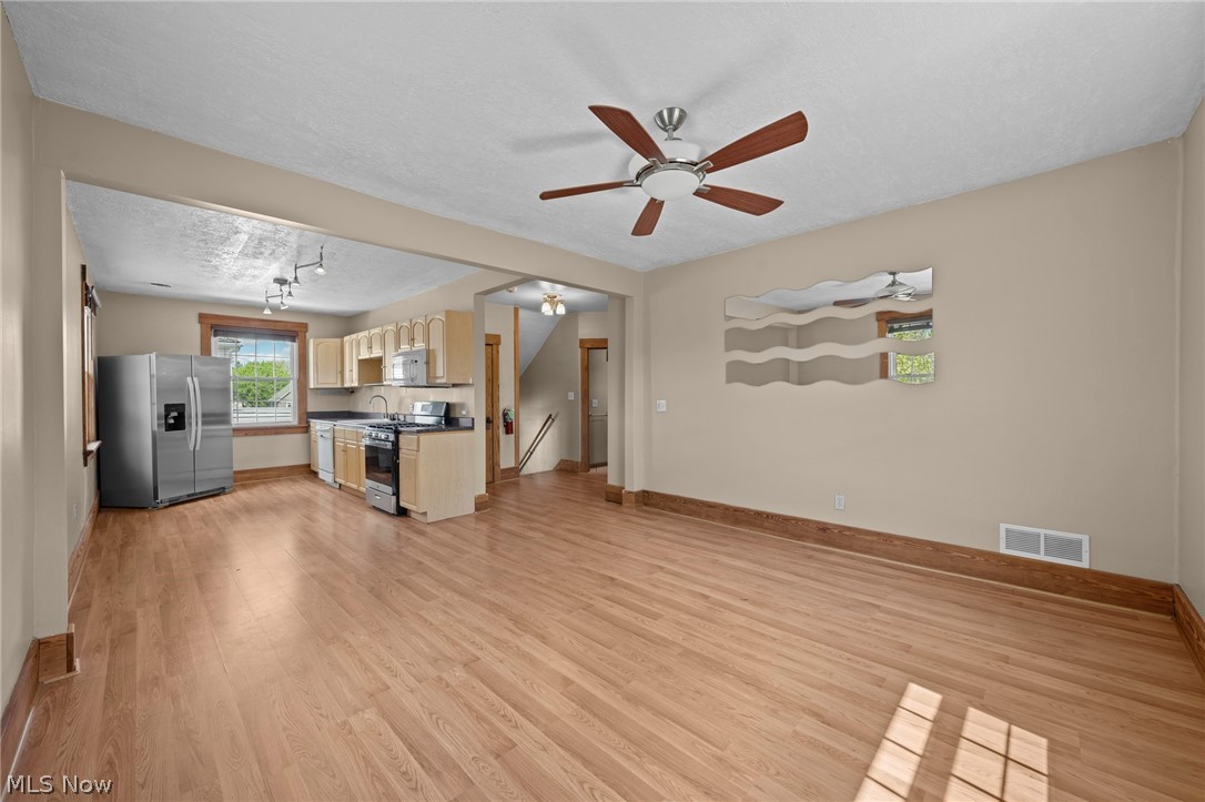 North Canton - Commercial Sale