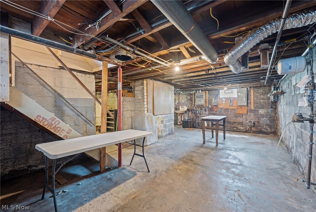 North Canton - Commercial Sale