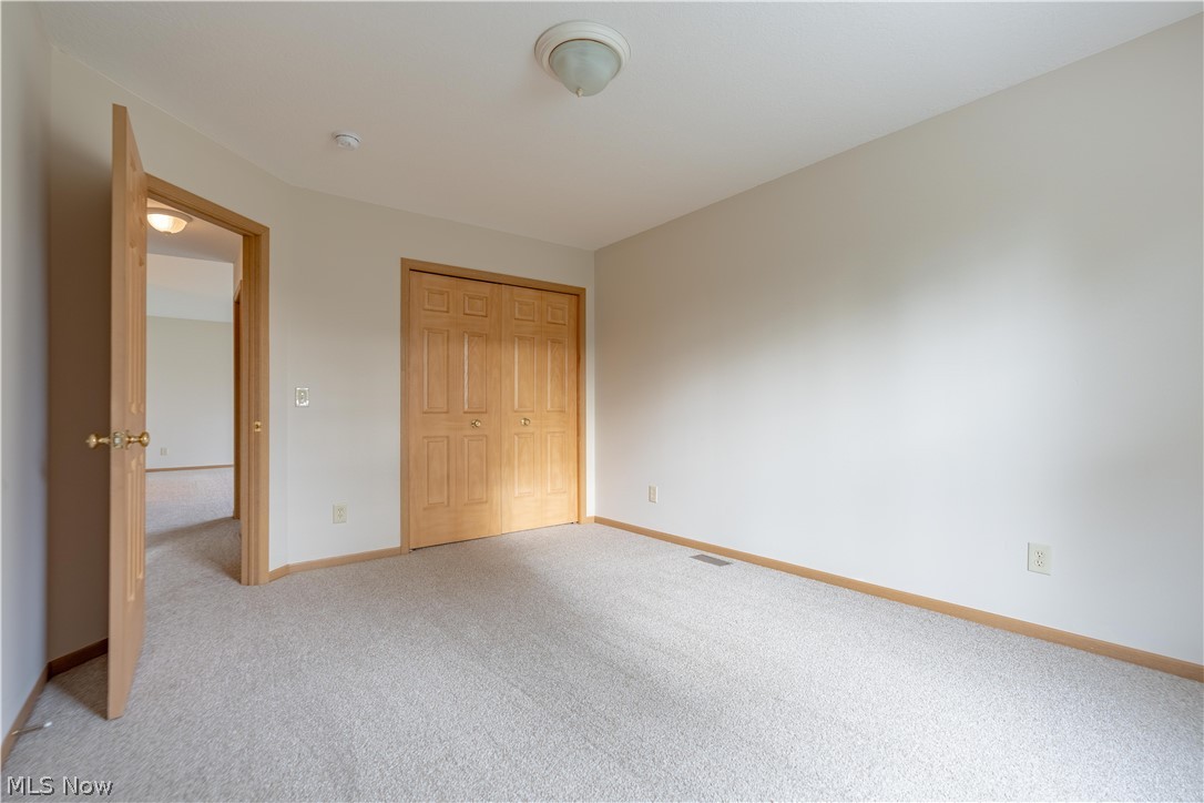 University Villa Condo Ph 03 - Residential