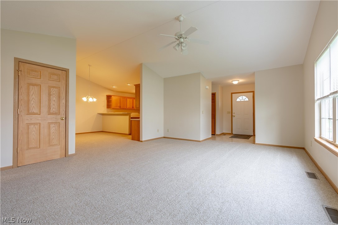 University Villa Condo Ph 03 - Residential