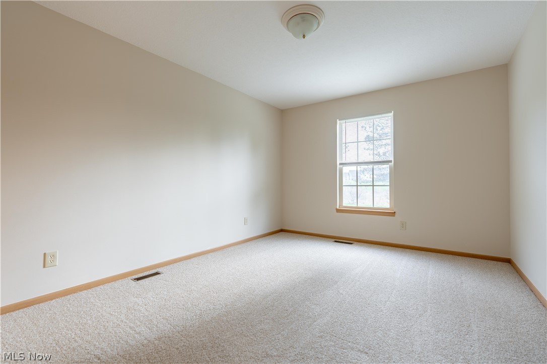 University Villa Condo Ph 03 - Residential