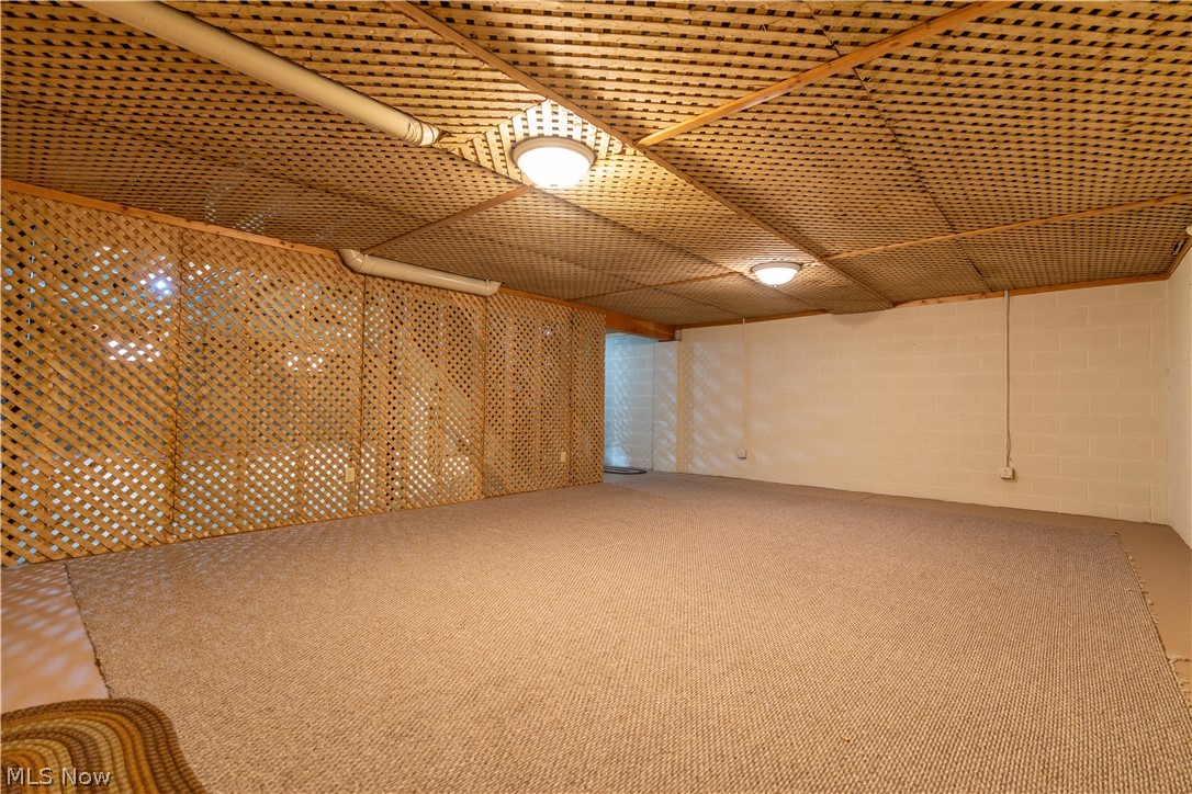 University Villa Condo Ph 03 - Residential