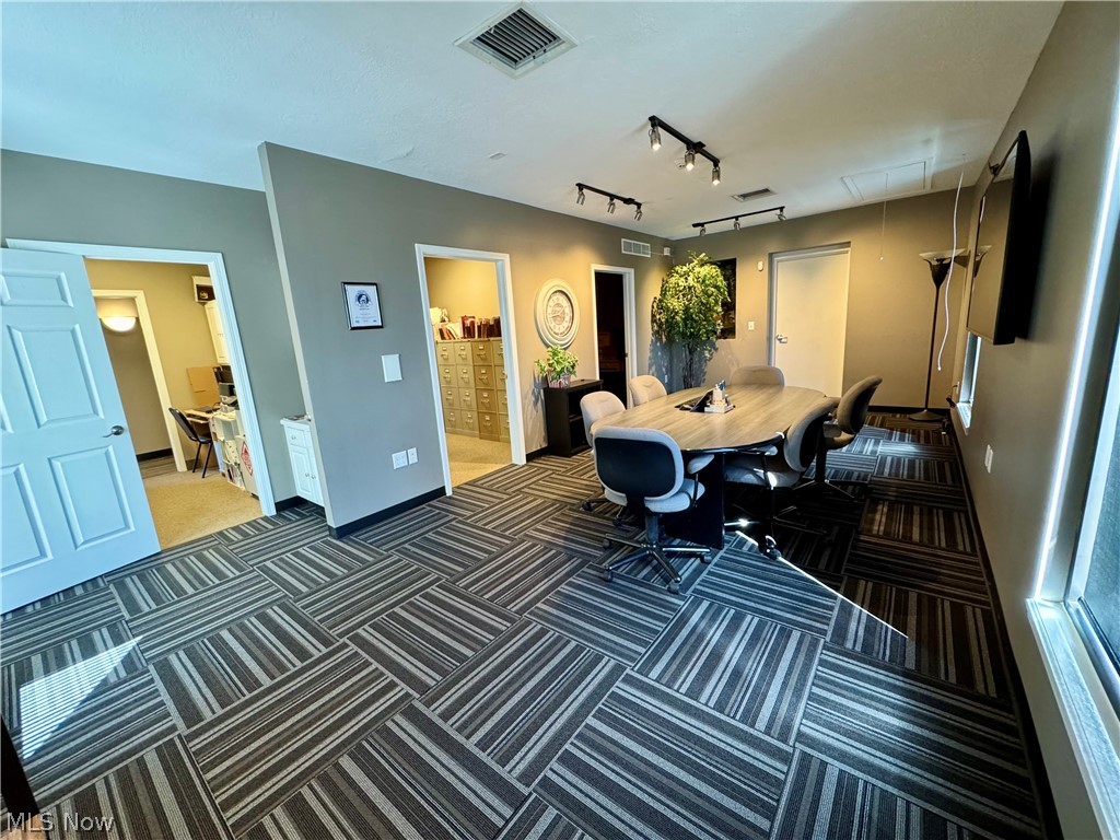 Jackson Sec 24 - Commercial Lease