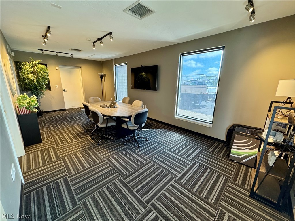 Jackson Sec 24 - Commercial Lease