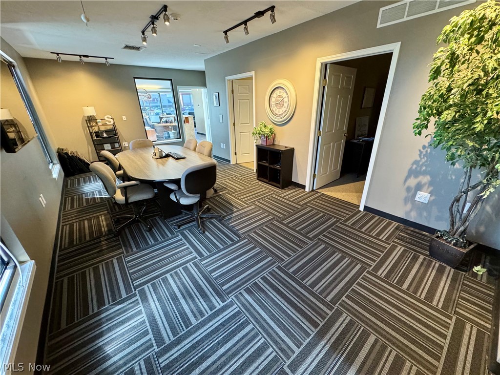 Jackson Sec 24 - Commercial Lease