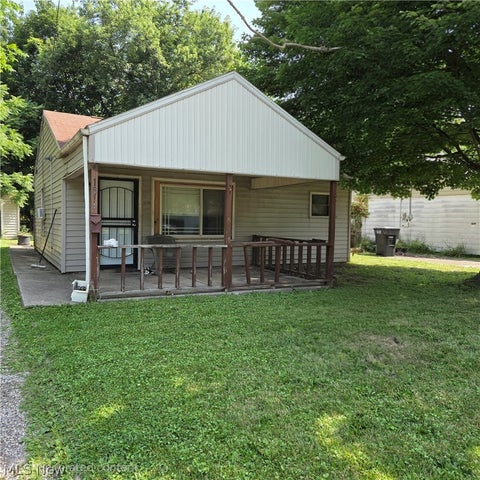 Homes For Sale - 1814 Victoria Street<br/> Warren, OH 44485