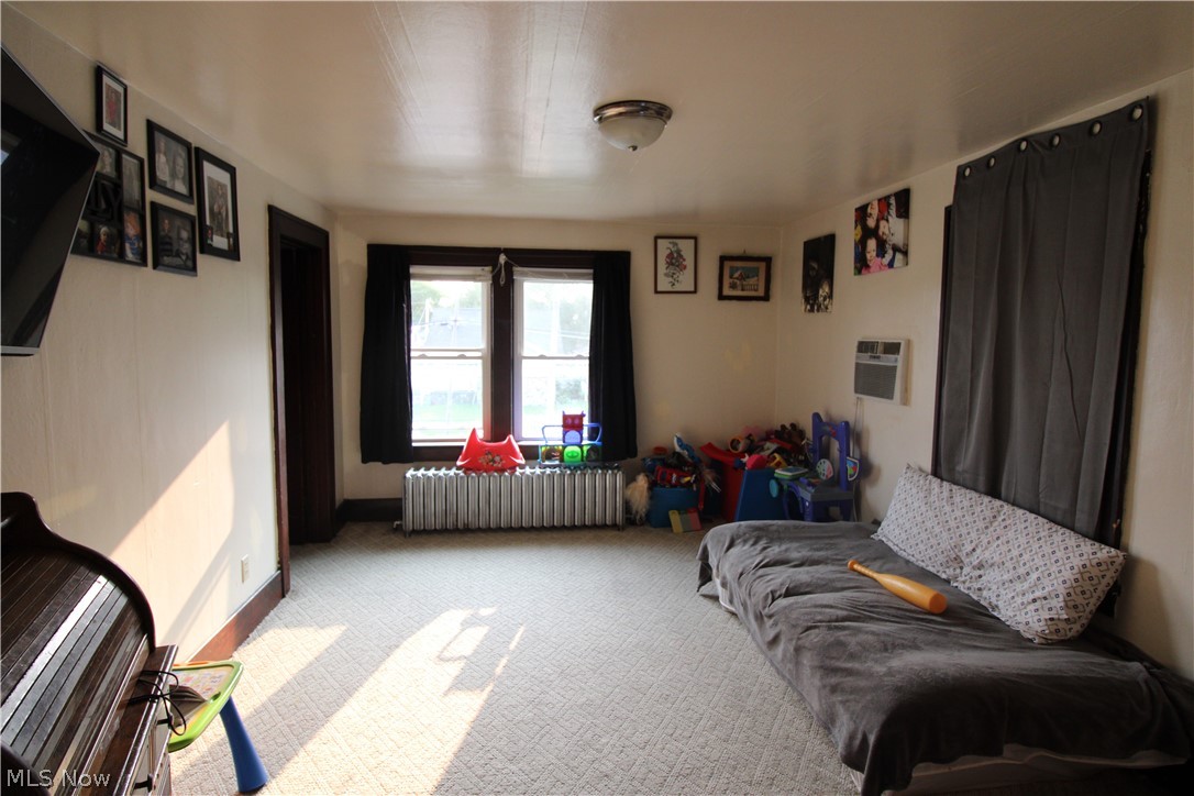 Clinton - Residential Income