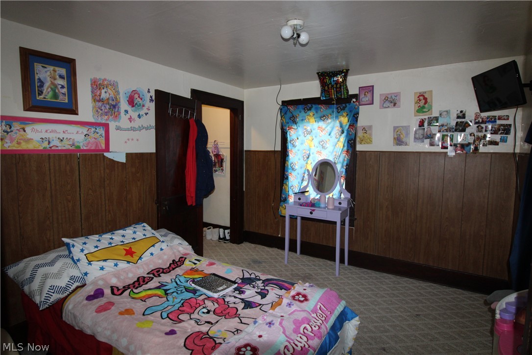 Clinton - Residential Income