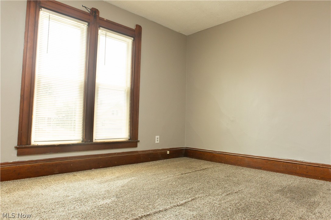 Mabel Clever - Residential Income